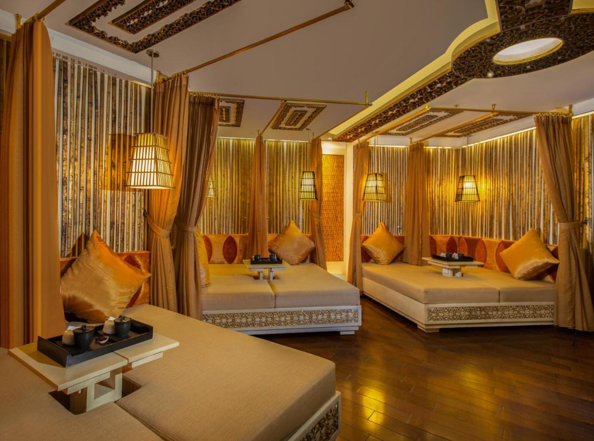 The Seminyak Beach Resort & Spa Ngoại thất bức ảnh The interior of a spa at the Grand Hyatt Hotel, Colombo, Sri Lanka